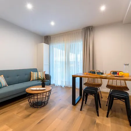 Camino Al Mar -tranquilidad En La Costa- Orena