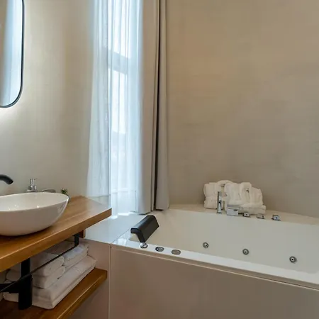 Camino Al Mar -tranquilidad En La Costa- Orena