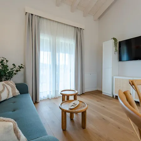 Camino Al Mar -tranquilidad En La Costa-