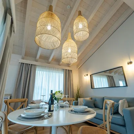 Camino Al Mar -tranquilidad En La Costa- * Orena